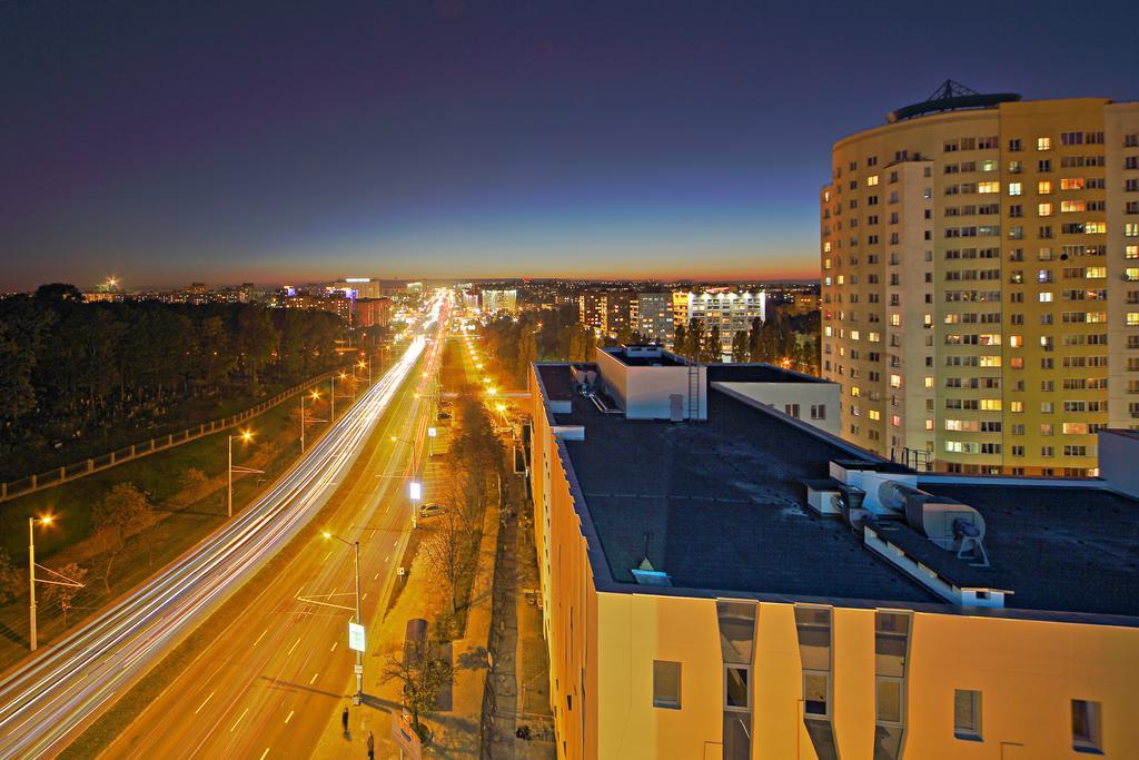 Bonhotel Minsk Exterior foto